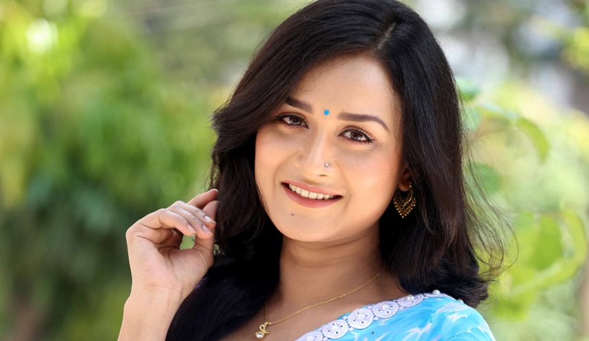 আবারো হাসপাতালে অভিনেত্রী নাদিয়া