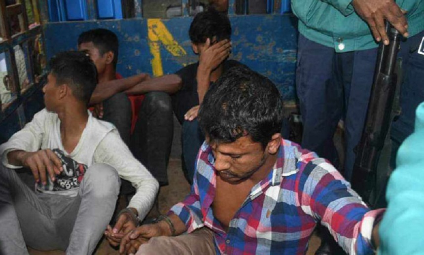 ৪০ টাকায় কুকুরের মাংসের বিরিয়ানি!