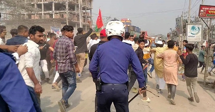 নারায়ণগঞ্জে পুলিশের ৩ সদস্য আহত বিএনপির সঙ্গে সংঘর্ষে