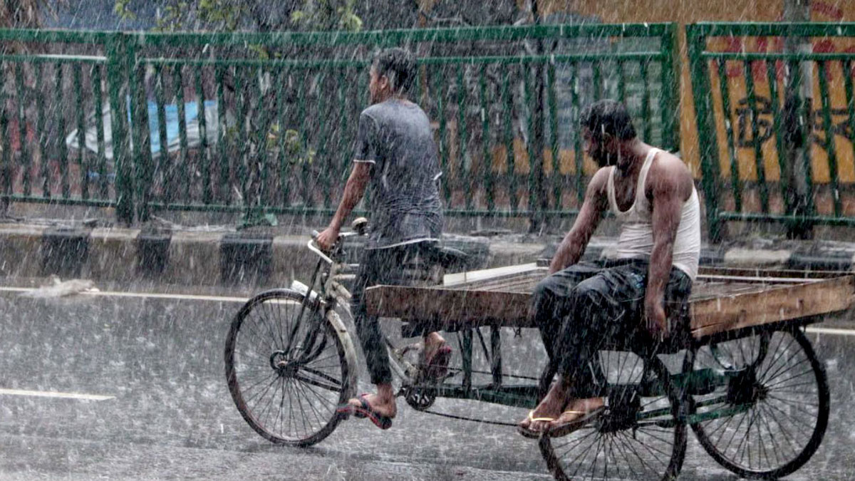 প্রায় সব বিভাগেই বৃষ্টির আভাস, বাড়তে পারে তাপমাত্রা