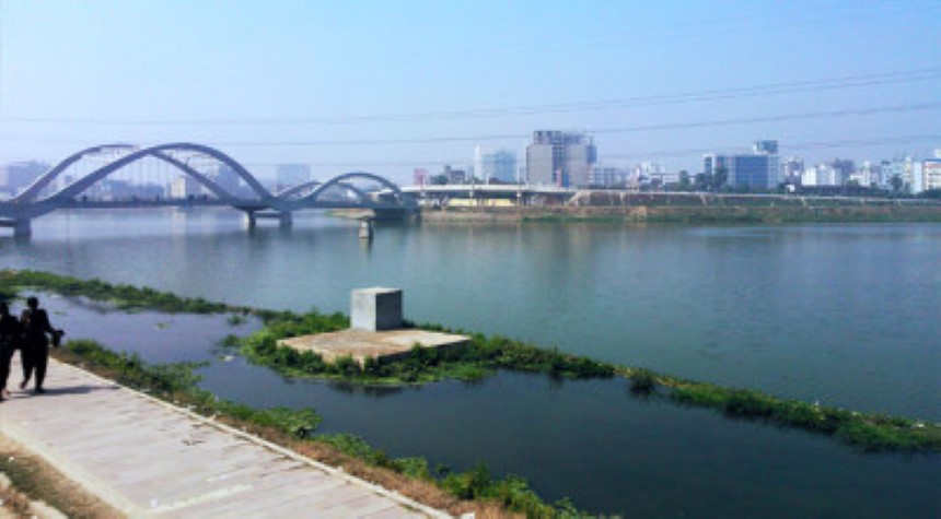 হাতিরঝিল লেক থেকে এক যুবকের মরদেহ উদ্ধার