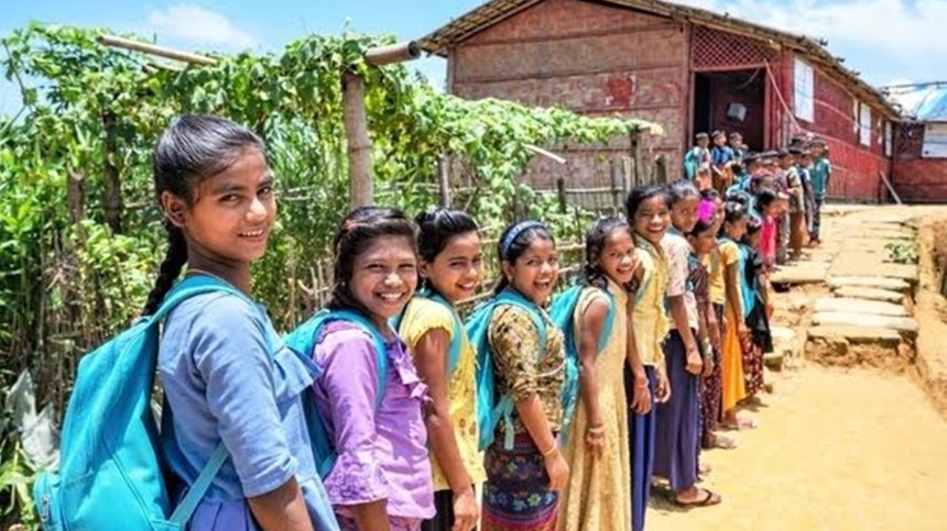 রোহিঙ্গা শরণার্থী শিশুদের নতুন শিক্ষাবর্ষ শুরু