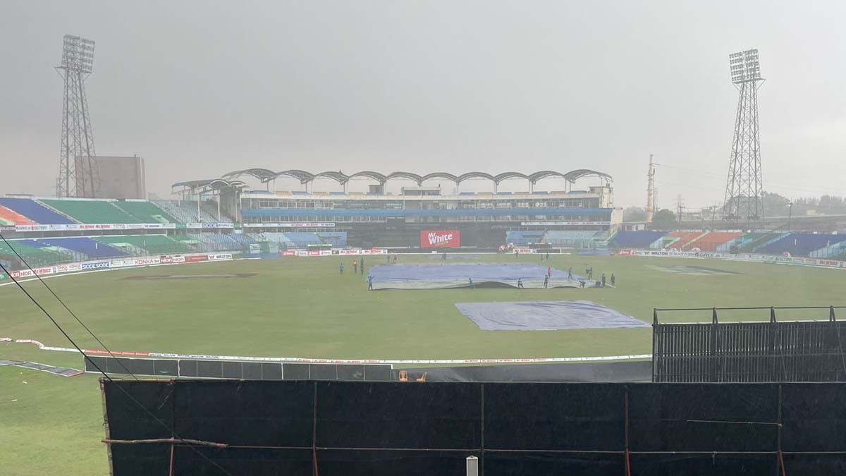 টসের পর ঝুম বৃষ্টি, খেলা শুরু নিয়ে শঙ্কা