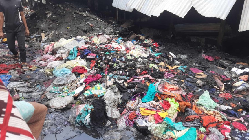 ‘আর কিছুই নেই চোখের পানি ছাড়া ’