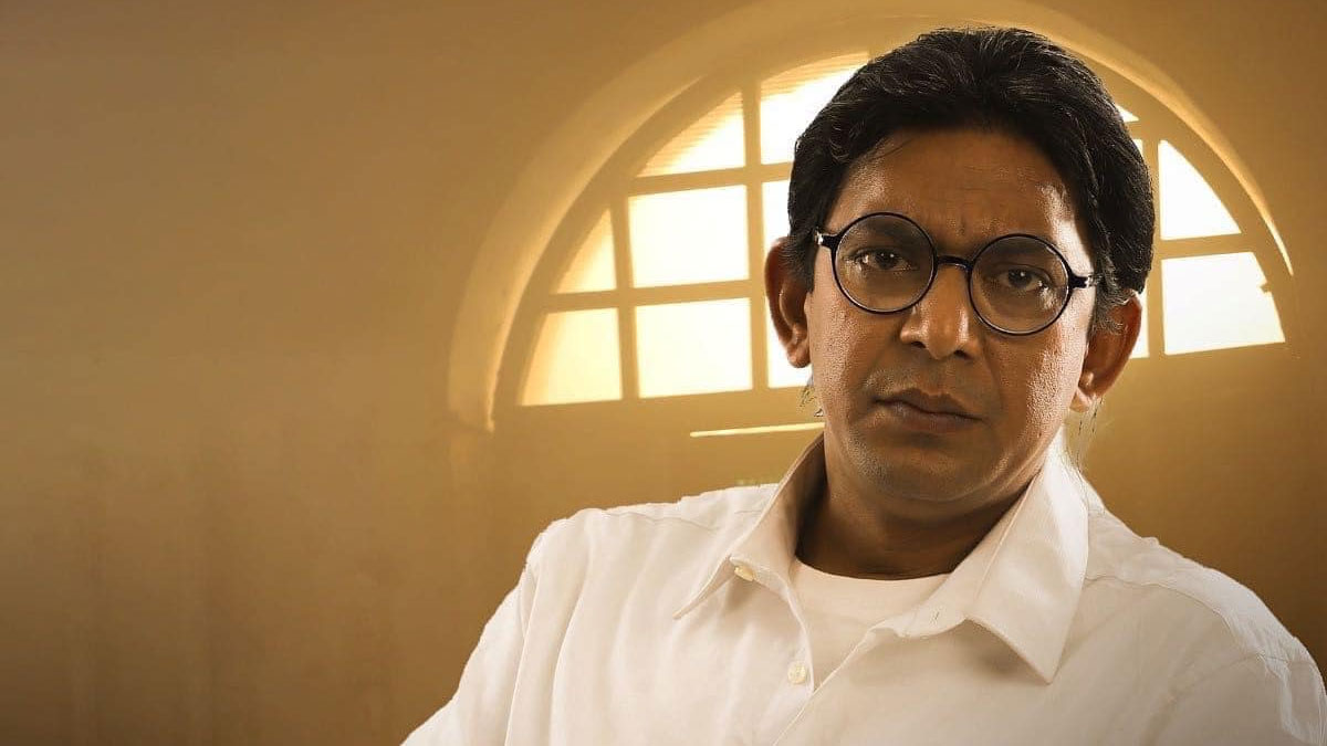বঙ্গবাজারে ভয়াবহ আগুনে উদ্বিগ্ন চঞ্চল চৌধুরী