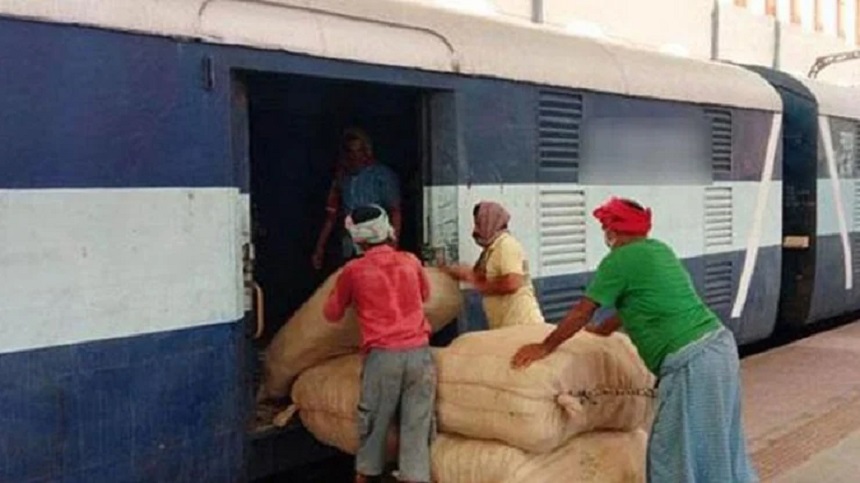 বাড়ছে বাংলাদেশ-ভারতের মধ্যে পণ্য পরিবহণ