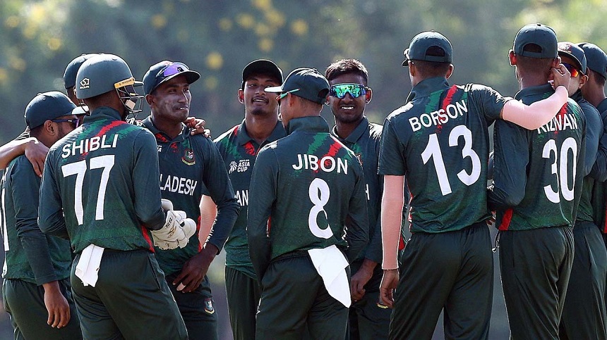 অস্ট্রেলিয়ার বিপক্ষে জয়ে আত্মবিশ্বাস ঝালিয়ে নিলো টাইগাররা।