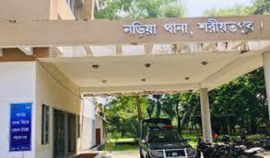 আসামি ছিনিয়ে নিতে পুলিশের ওপর হামলা, আহত ৪