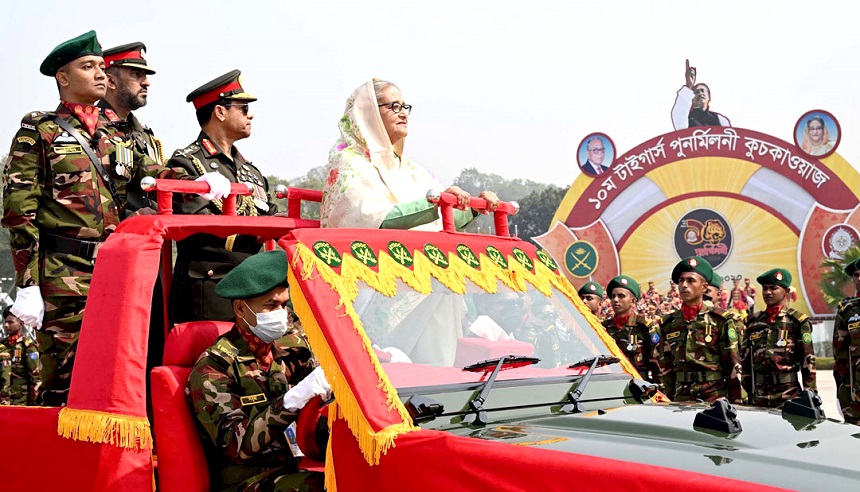 সশস্ত্র বাহিনীকে পর্যাপ্ত সক্ষম করে গড়ে তোলা হবে -প্রধানমন্ত্রী