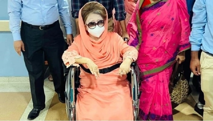স্বাস্থ্য পরিক্ষার জন্য হাসপাতালে খালেদা জিয়া