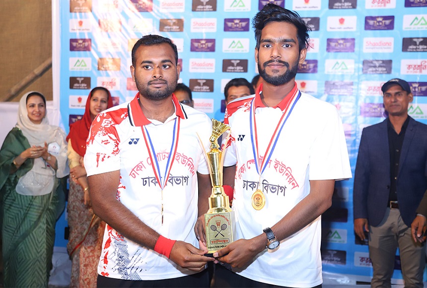 হোসাইন মোহাম্মদ সেলিম ব্যাডমিন্টন টুর্নামেন্টের চ্যাম্পিয়ন ঢাকা স্পোর্টস ইউনিয়ন