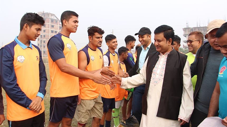 পিনাকল স্পোর্টসের আয়োজনে শীতকালীন প্রীতি ফুটবল টুর্নামেন্ট শুরু