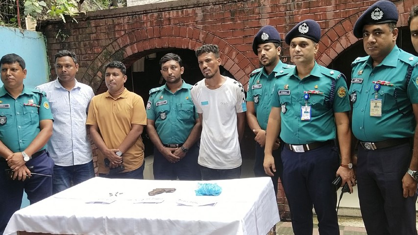 মোহাম্মদপুরের ‘রক্তচোষা’জনিকে গ্রেপ্তার করেছে