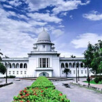 লাশবাহী গাড়িতে খাদ্যপণ্য বিক্রি: প্রাণিসম্পদ সচিব ও ডিজিসহ ১০ জনের বিরুদ্ধে উচ্চ আদালতে রিট