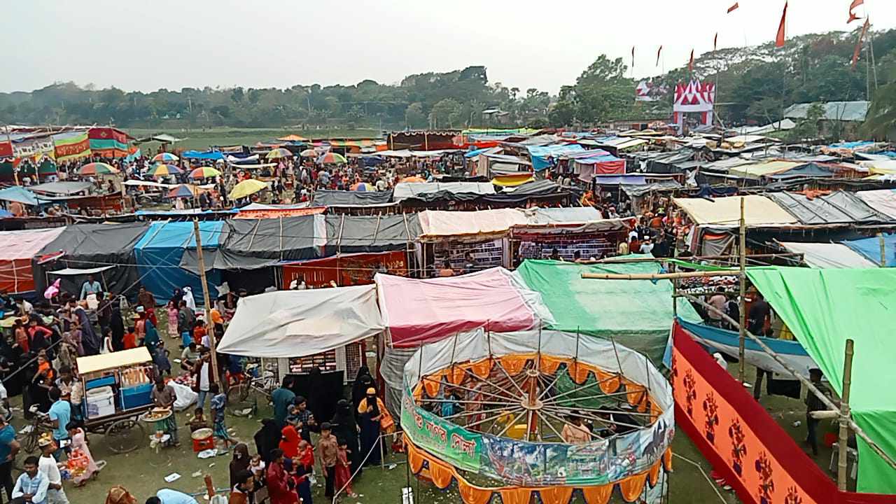 সালথায় ওরশের মেলায় চলছে অশ্লীল নৃত্য