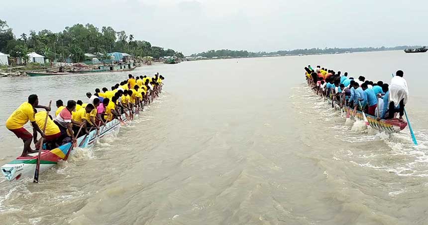 রৌমারীতে বঙ্গবন্ধুর স্মরণে আয়োজিত নৌকাবাইচের ফাইনাল অনুষ্ঠিত