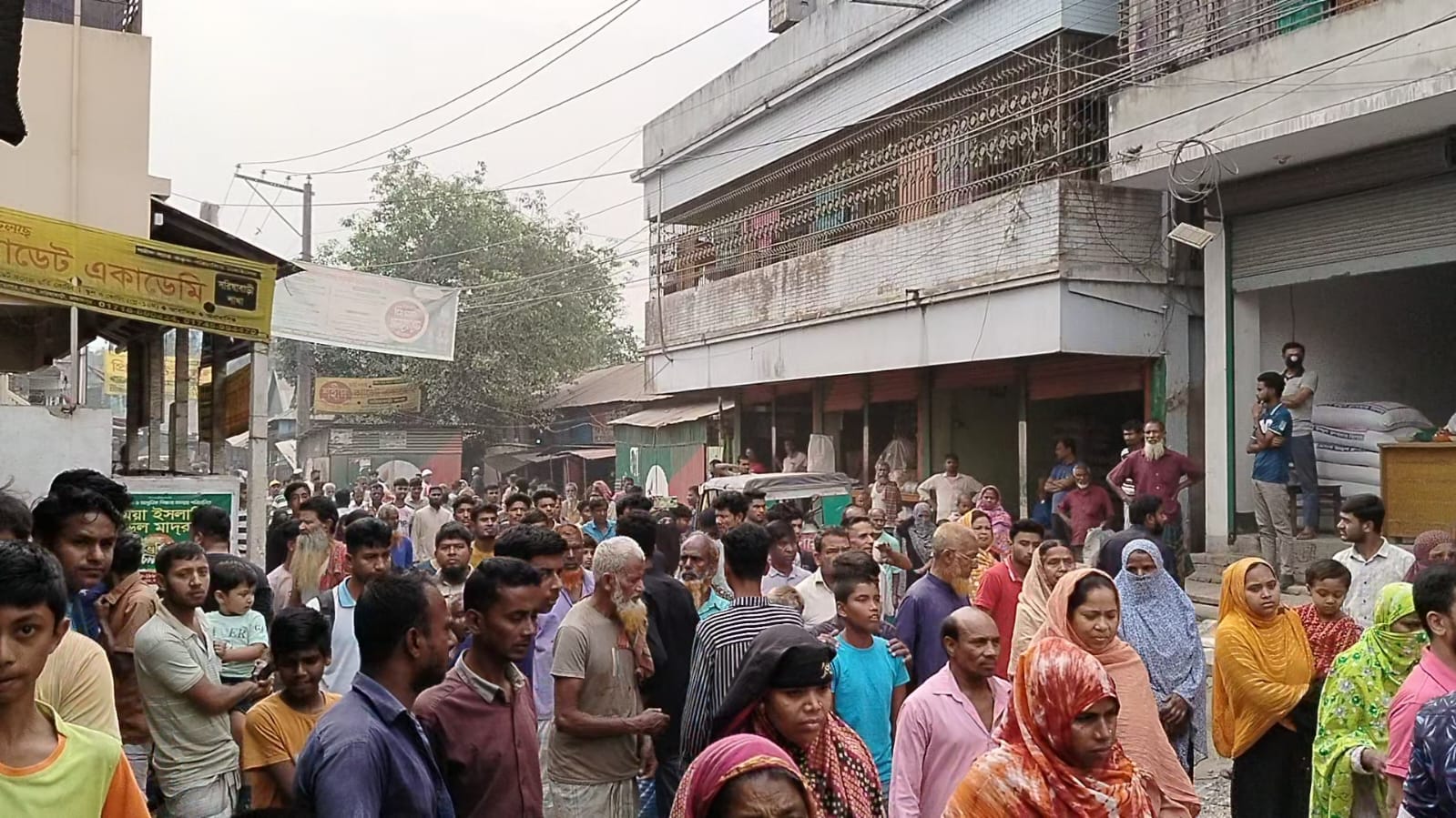 সরিষাবাড়ীতে পাওনা টাকা নিয়ে বিরোধ, হোটেল কর্মচারীর ঝুলন্ত লাশ উদ্ধার