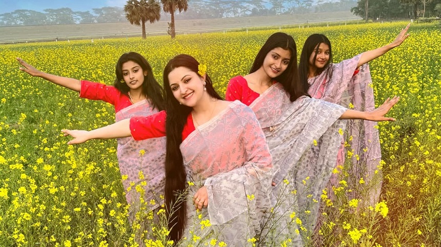 দেড় ঘণ্টায় সব আয়োজন, বোনদের আবদার মেটালেন পরীমণি