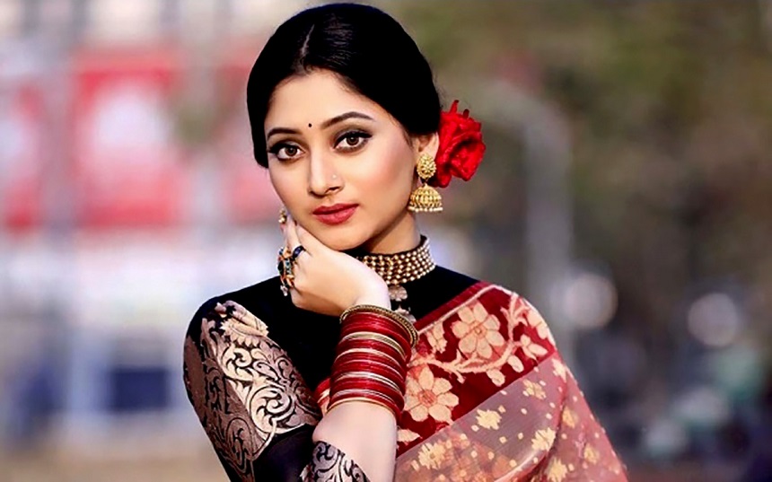 এখন মাথায় একটা বিষয়ই ঢুকেছে, কাজ করতে হবে -পূজা চেরি