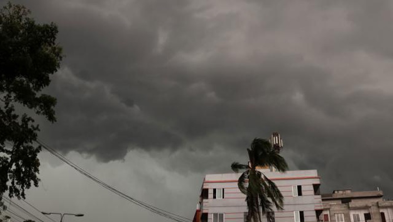 যেসব অঞ্চলে মাঝ রাতের মধ্যে ঝড় হতে পারে
