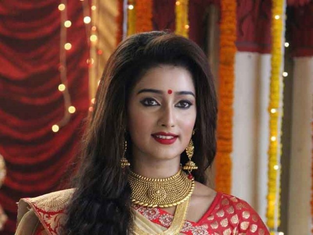 সায়ন্তিকা: রাজনীতি এখন ‘অ্যাসিড টেস্ট’র মতো