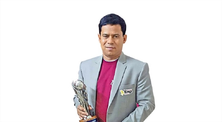 দুর্ঘটনায় আহত সাবিনাদের কোচ জিলানী