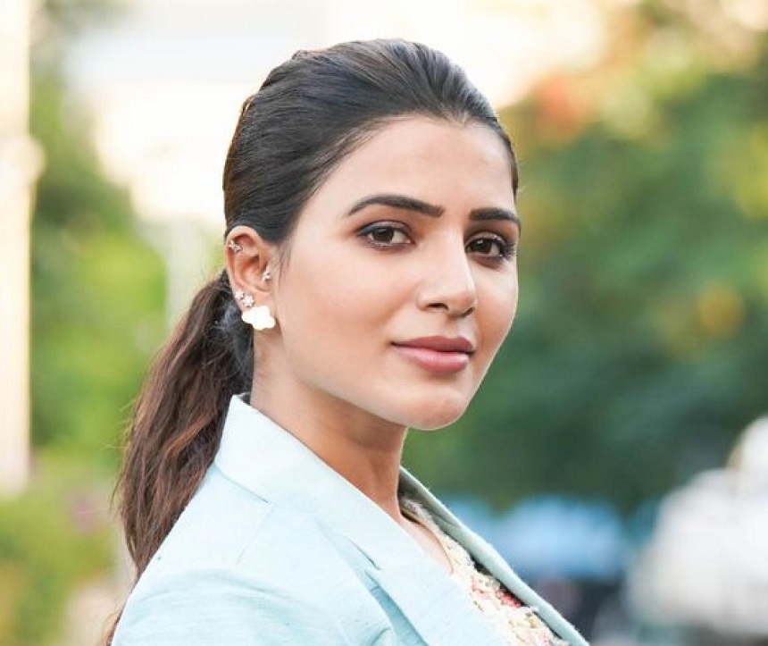 যে কারণে ৬০০ সিঁড়ি বেয়ে মন্দিরে সামান্থা