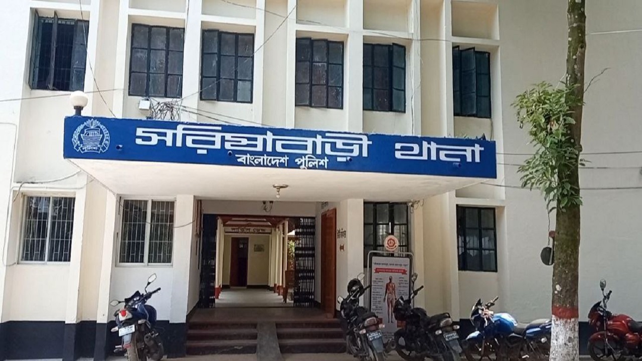 সরিষাবাড়ীতে পথরোধ করে ব্যবসায়ীকে হত্যার হুমকির অভিযোগ