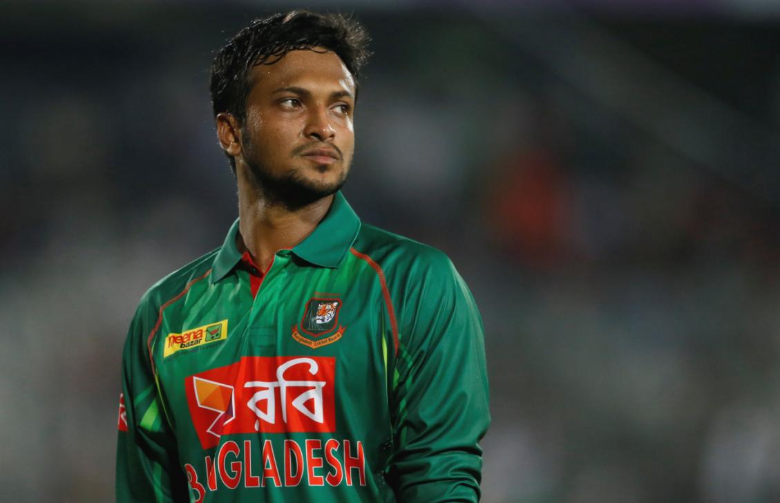 সাকিবের দেশে ফেরা নিয়ে শঙ্কা; সবার মুখে কুলুপ আঁটা