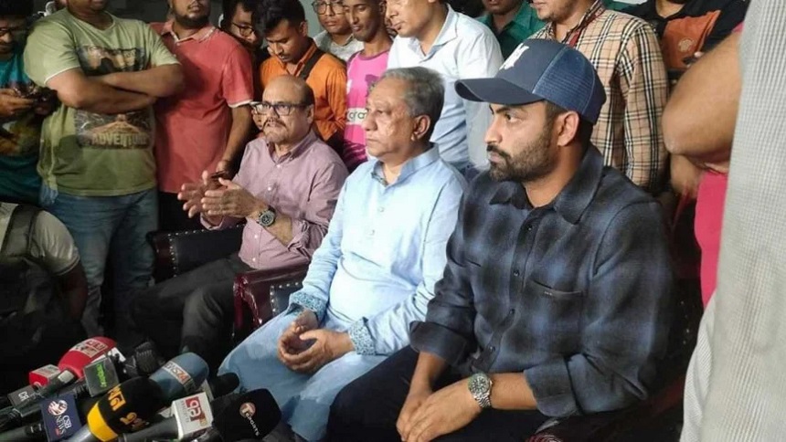 দলের কথা চিন্তা করেই অধিনায়কত্ব ছাড়ার ঘোষণা দিলেন তামিম